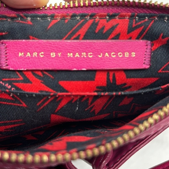 Marc Jacobs Hot Pink Small Crossbody Bag MCB6324E - Picture 9 of 13